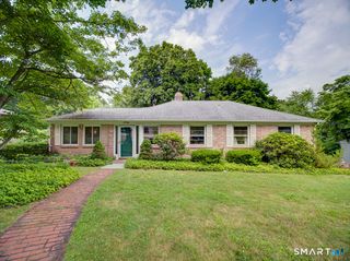 373 Broadway, Hamden, CT 06518