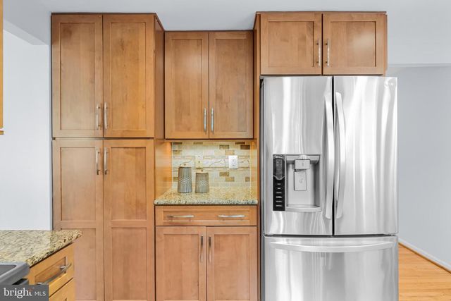 342 SAMANTHA DR, Sterling, VA 20164