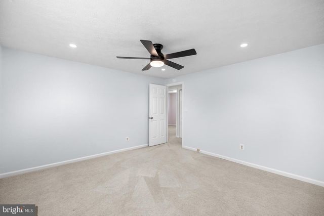 342 SAMANTHA DR, Sterling, VA 20164