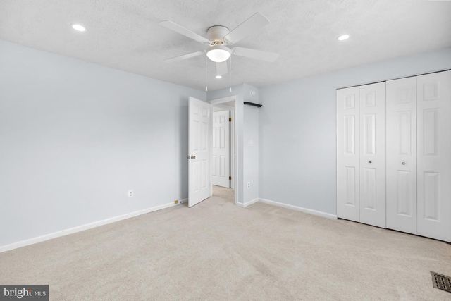 342 SAMANTHA DR, Sterling, VA 20164