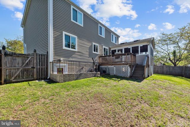 342 SAMANTHA DR, Sterling, VA 20164