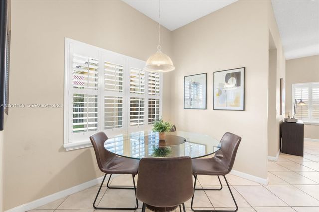 1414 Banyan Way, Weston, FL 33327