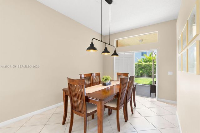 1414 Banyan Way, Weston, FL 33327