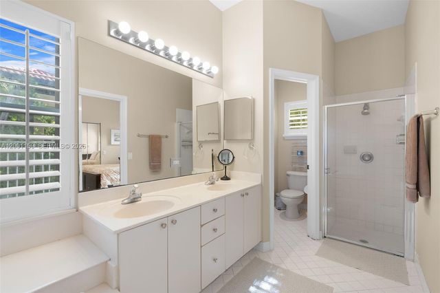 1414 Banyan Way, Weston, FL 33327