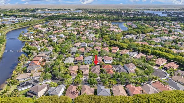 1414 Banyan Way, Weston, FL 33327