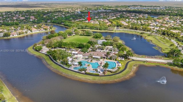 1414 Banyan Way, Weston, FL 33327