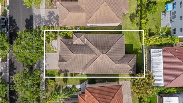 1414 Banyan Way, Weston, FL 33327