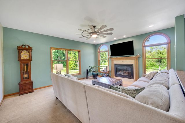349 W 100 S, Valparaiso, IN 46385