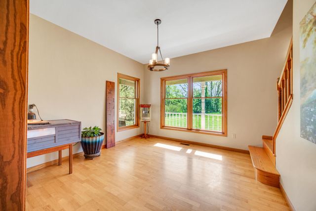 349 W 100 S, Valparaiso, IN 46385