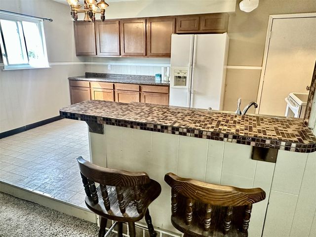 33829 Yuma Street, Westland, MI 48185