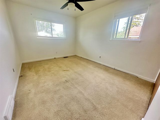 33829 Yuma Street, Westland, MI 48185