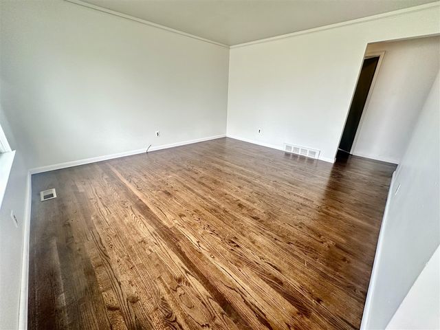 33829 Yuma Street, Westland, MI 48185