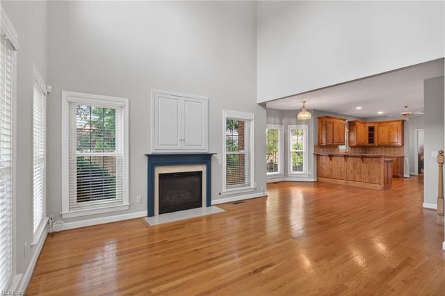 113 Edith Wharton SQ, Newport News, VA 23606