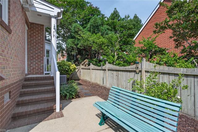 113 Edith Wharton SQ, Newport News, VA 23606