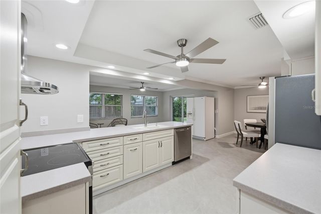 14233 102ND AVENUE, Largo, FL 33774