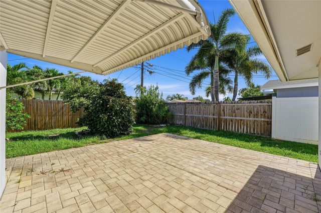 14233 102ND AVENUE, Largo, FL 33774