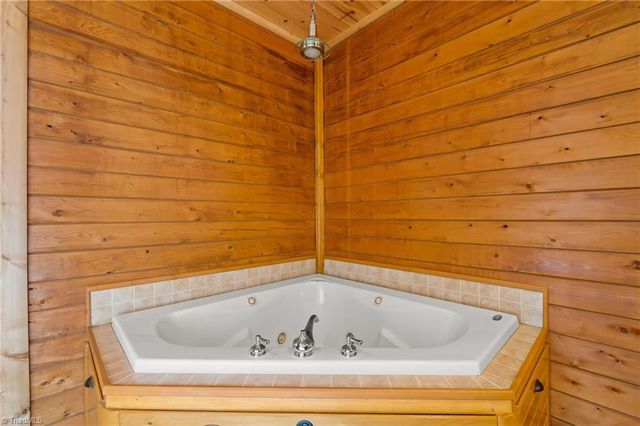 347 Cypress Lane, Lexington, NC 27295