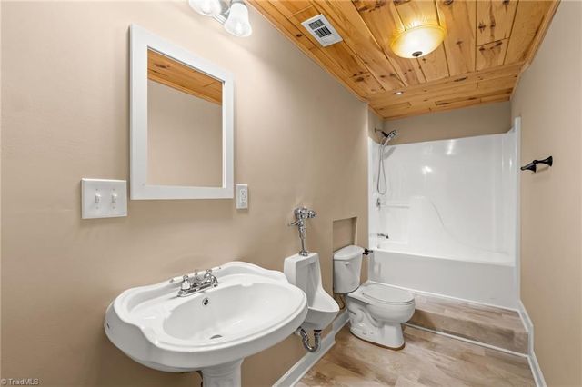 347 Cypress Lane, Lexington, NC 27295