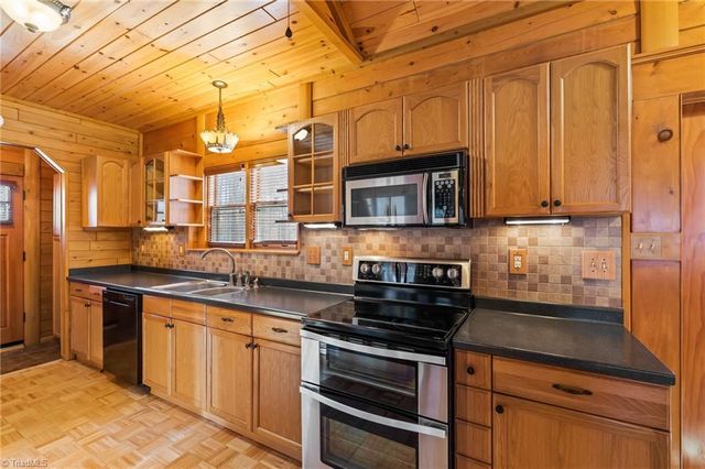 347 Cypress Lane, Lexington, NC 27295