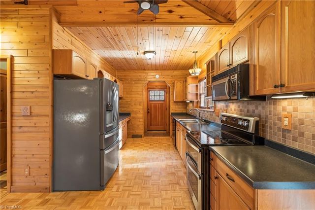 347 Cypress Lane, Lexington, NC 27295