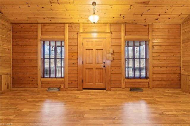 347 Cypress Lane, Lexington, NC 27295