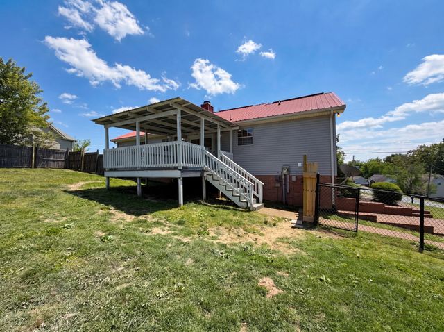1037 Shadowbrook Dr, Greenbrier, TN 37073