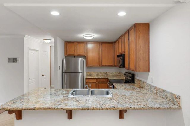 1075 N Escondido 104, Escondido, CA 92026