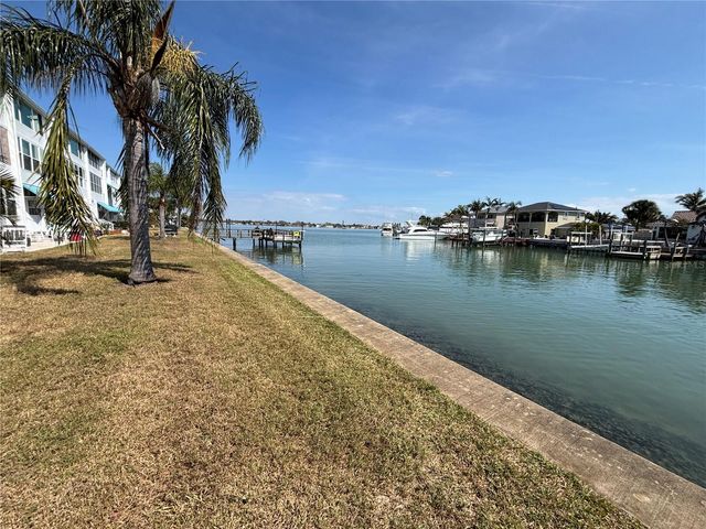 1893 SHORE DRIVE S 114, South Pasadena, FL 33707