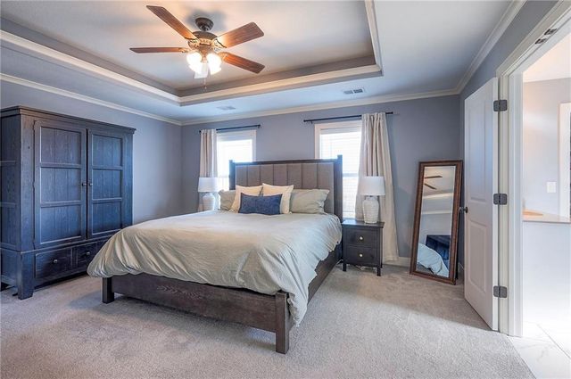 19009 W 168th Terrace, Olathe, KS 66062