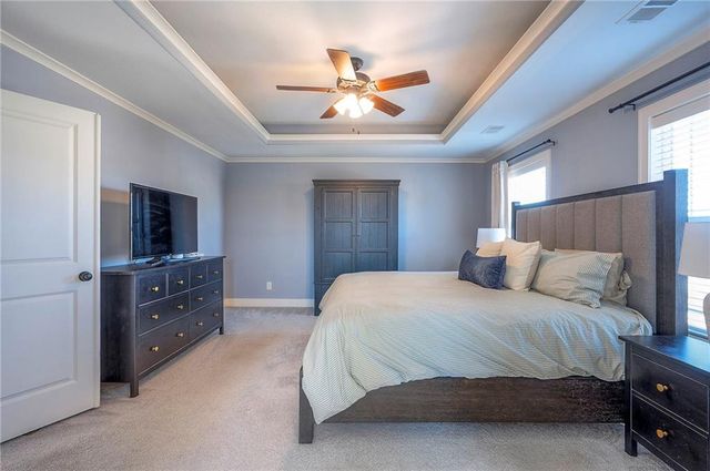 19009 W 168th Terrace, Olathe, KS 66062