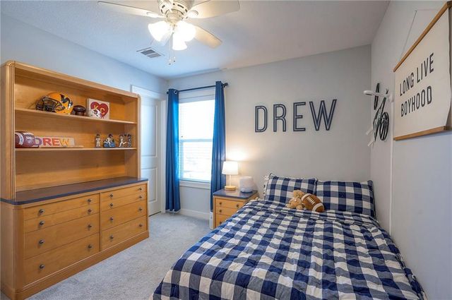 19009 W 168th Terrace, Olathe, KS 66062