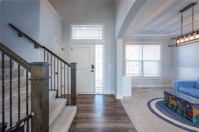 19009 W 168th Terrace, Olathe, KS 66062