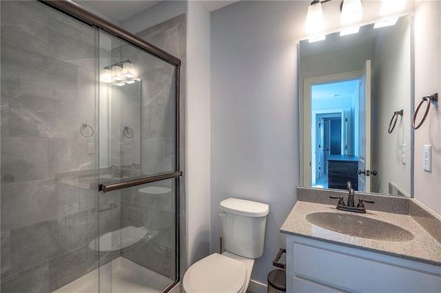 19009 W 168th Terrace, Olathe, KS 66062