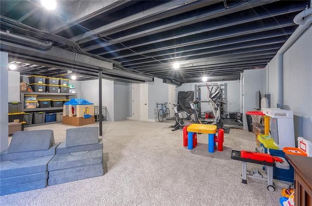 19009 W 168th Terrace, Olathe, KS 66062