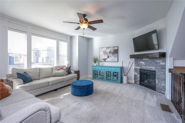 19009 W 168th Terrace, Olathe, KS 66062