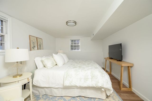 345 Plain St, Hanover, MA 02339