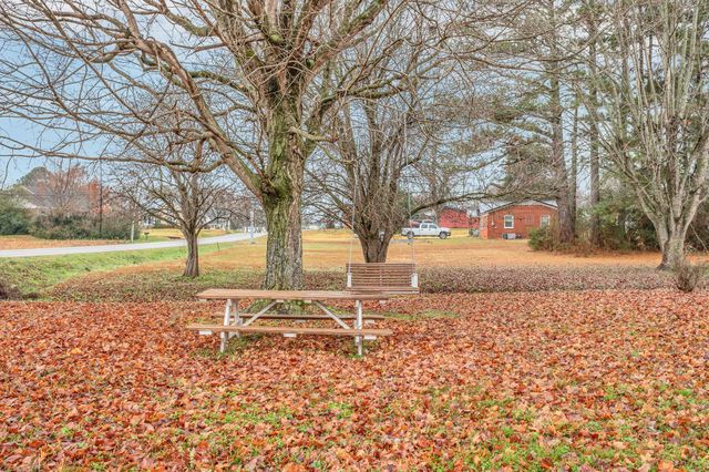 60 Main St, Ethridge, TN 38456