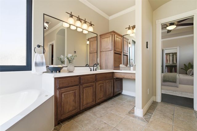 1135 Redleaf DR, Nolanville, TX 76559