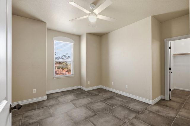 1135 Redleaf DR, Nolanville, TX 76559