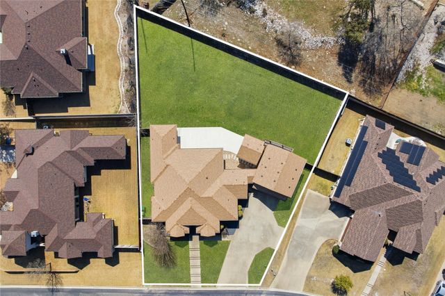 1135 Redleaf DR, Nolanville, TX 76559