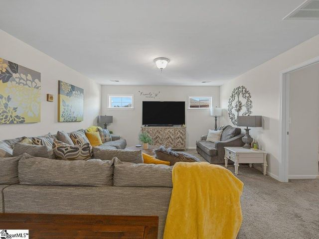463 Torrington Drive, Duncan, SC 29334