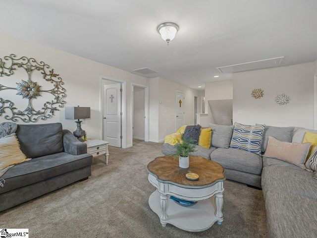 463 Torrington Drive, Duncan, SC 29334