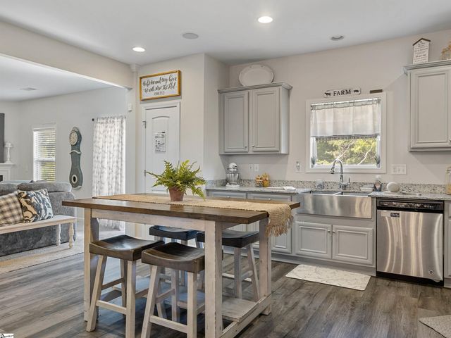 463 Torrington Drive, Duncan, SC 29334
