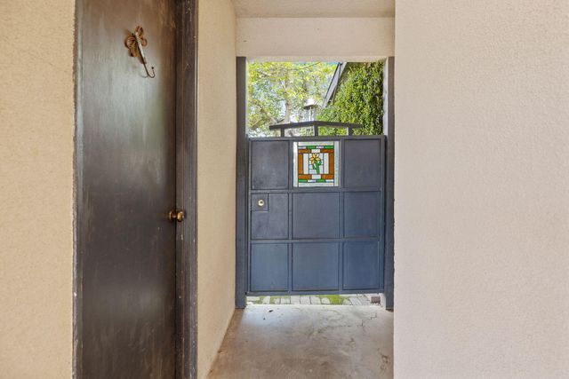 4340 W School Avenue, Visalia, CA 93291