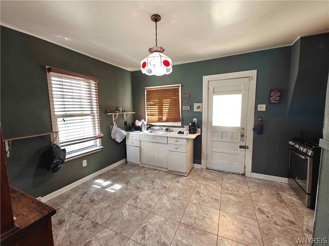81 Moreland Street, Buffalo, NY 14206