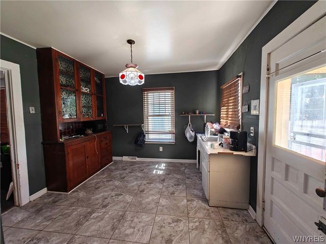 81 Moreland Street, Buffalo, NY 14206