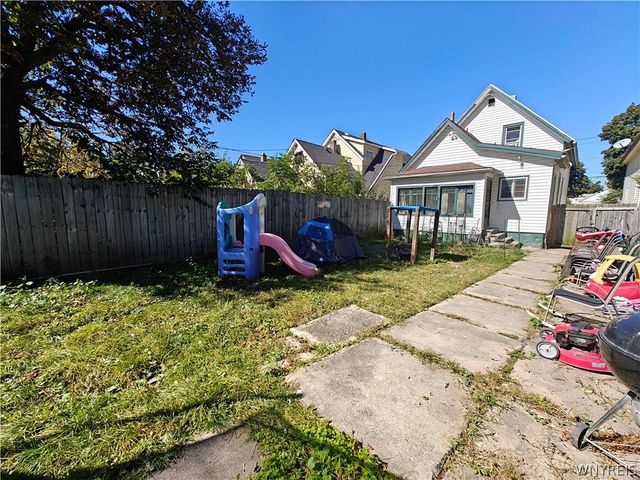 81 Moreland Street, Buffalo, NY 14206