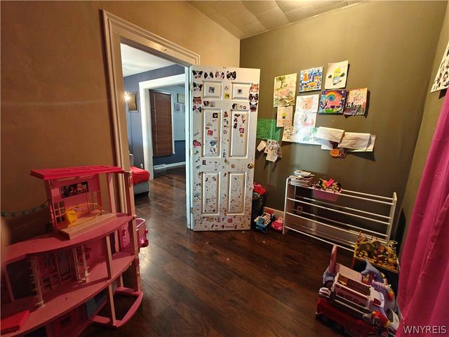 81 Moreland Street, Buffalo, NY 14206