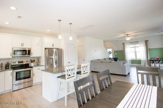 2749 John Hall Road, Fayetteville, NC 28312