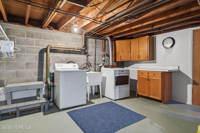 29 Demmert Avenue, Rumson, NJ 07760